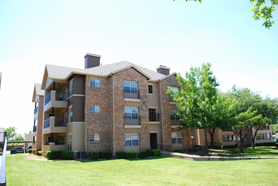 Palmer at Las Colinas Apartment