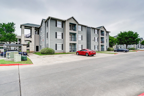 Village at East Riverside - Exterior - Photo 2 of 10
