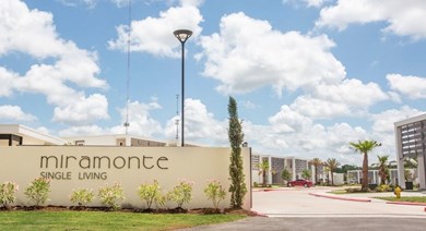 Miramonte Single Living Apartments Stafford Texas