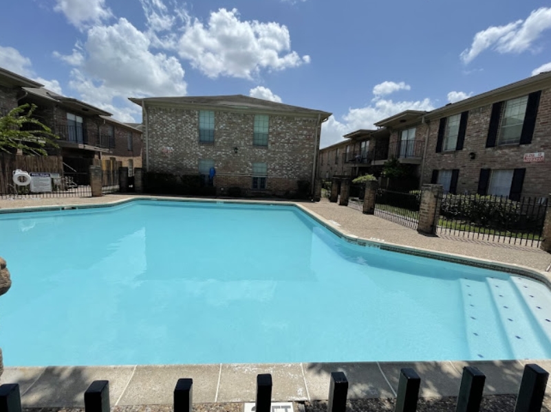 8801 Glencrest - Pool - Photo 3 of 9