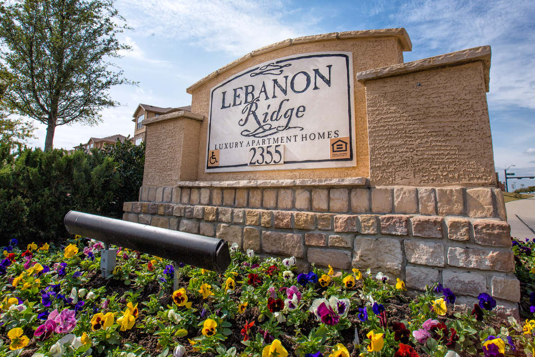 Lebanon Ridge - Entrance - Photo 2 of 7