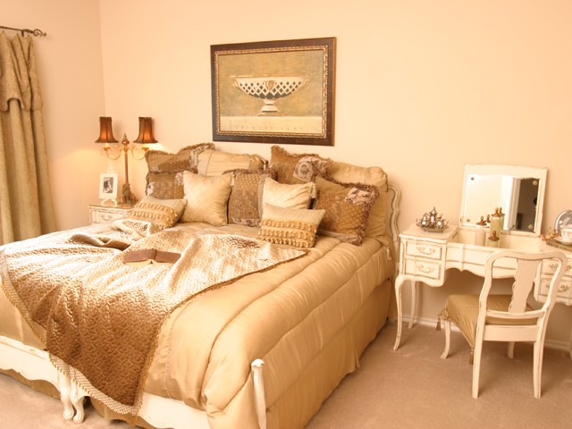 Vantage at Cityview - Bedroom - Photo 3 of 3