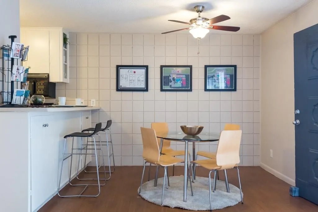 Casa Del Rio - Dining - Photo 5 of 11