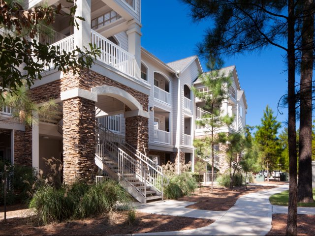Lodge at Spring Shadows Apartment