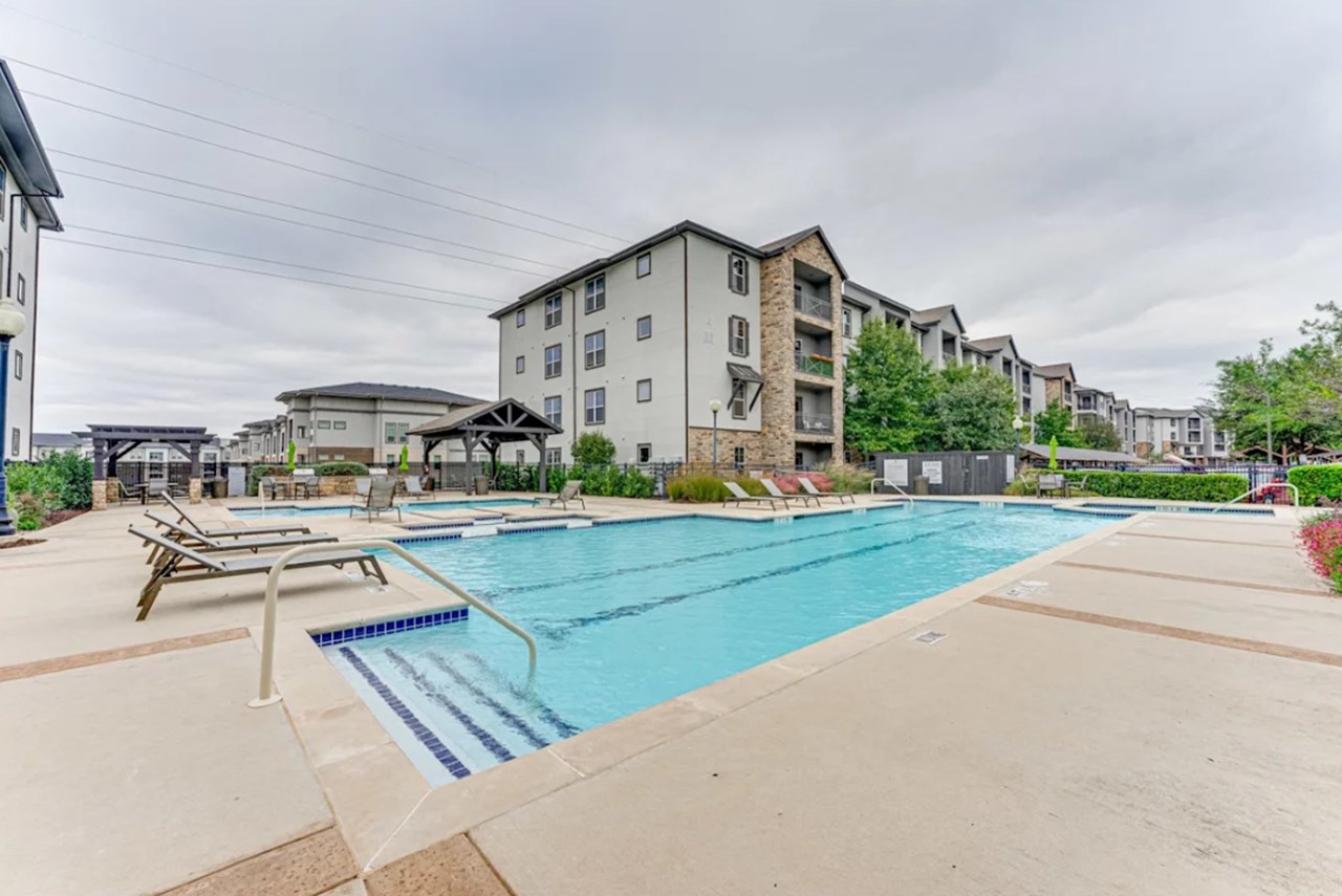 Vine + Vail - Grapevine, TX - Photo 1 of 23