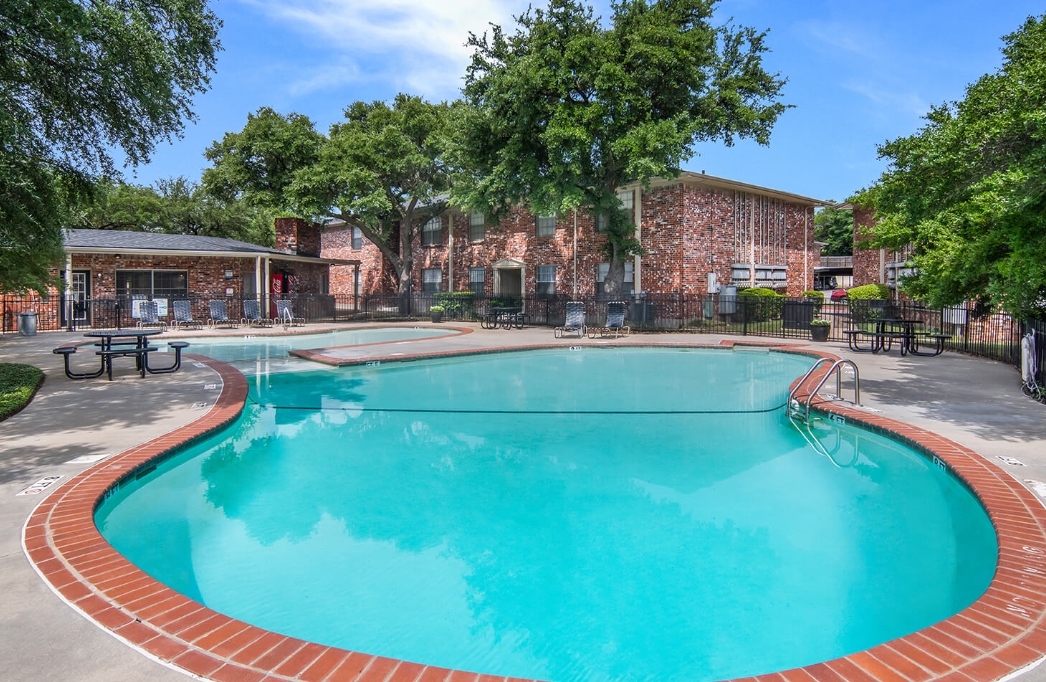 Estates at Ridglea Hills - Pool - Photo 5 of 88