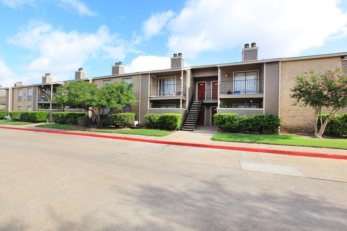 Westchase Estates Apartment