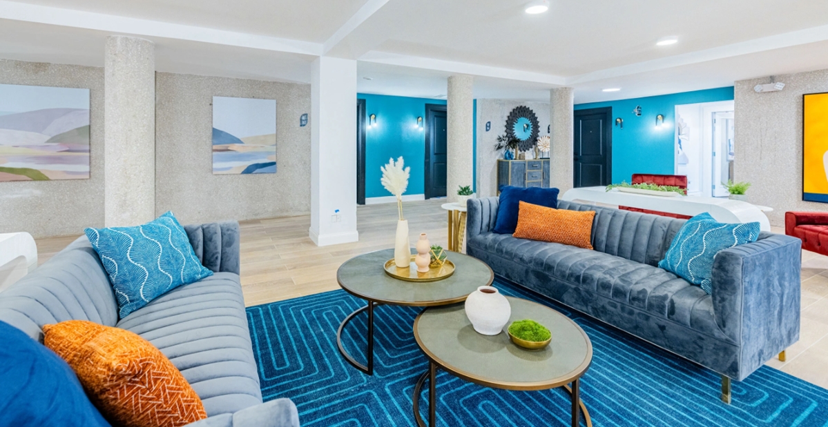 Veer - Lounge - Photo 2 of 17