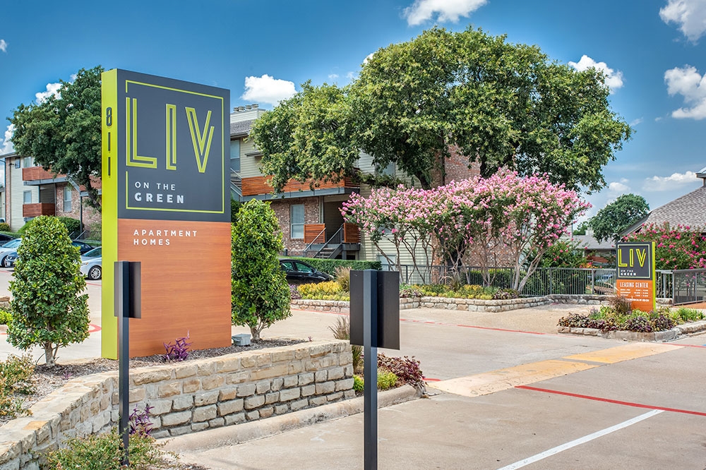 LIV on the Green - Entrance - Photo 2 of 19