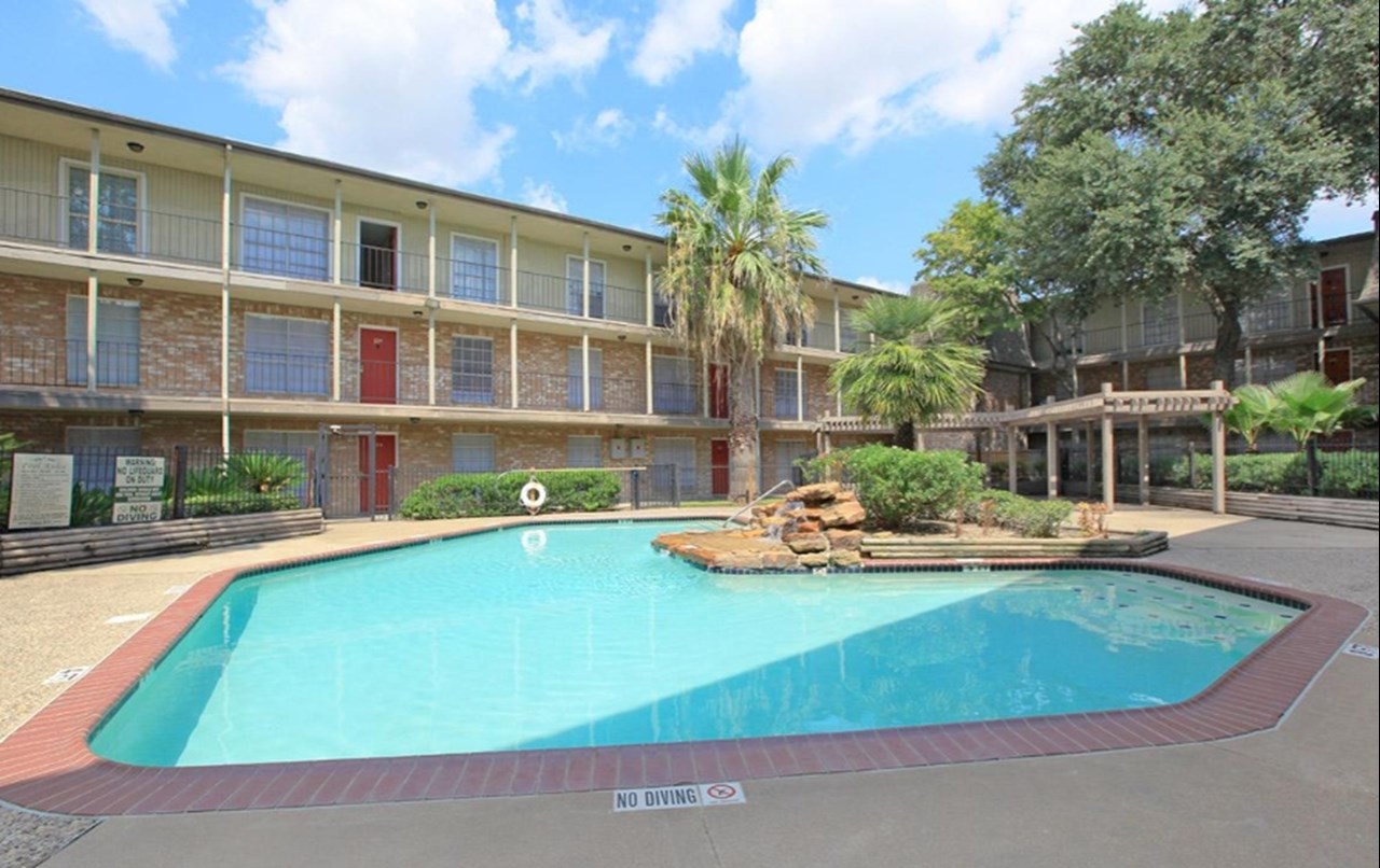 Sterling Point I & II - Houston, TX - Photo 1 of 11