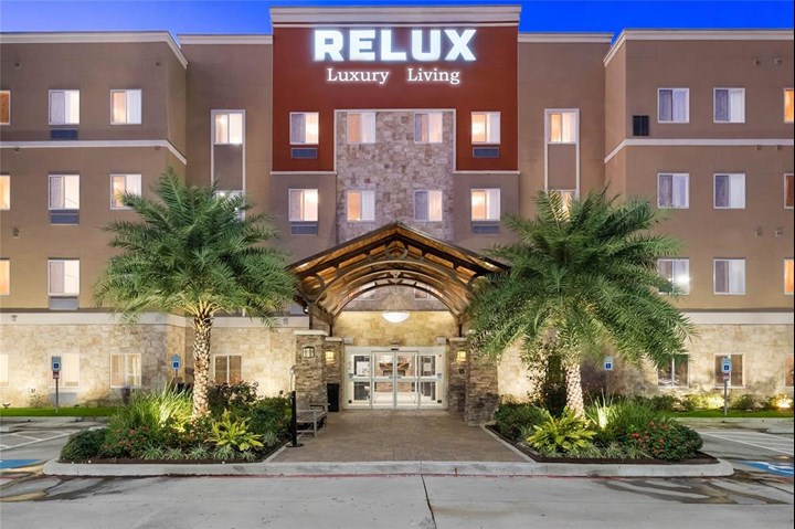 Relux at Westchase Apartments