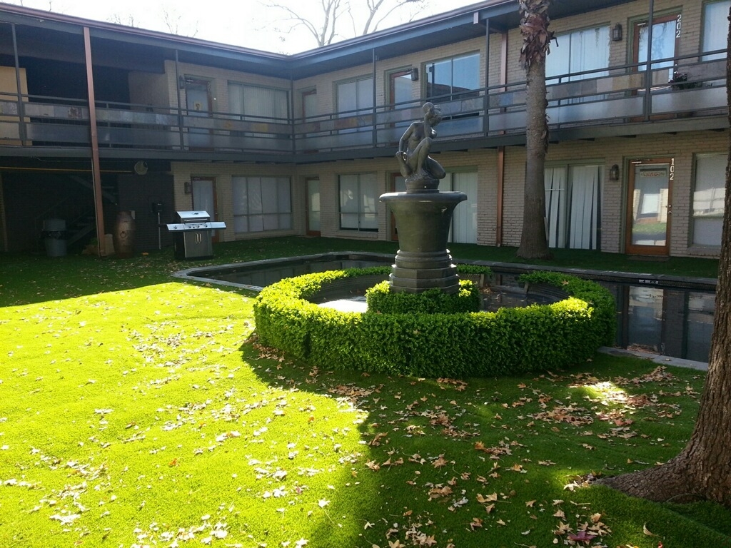 Villa - Dallas, TX - Photo 1 of 15