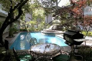 Villa - Pool - Photo 6 of 15