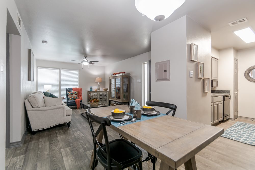 Colony - Living/Dining - Photo 8 of 10
