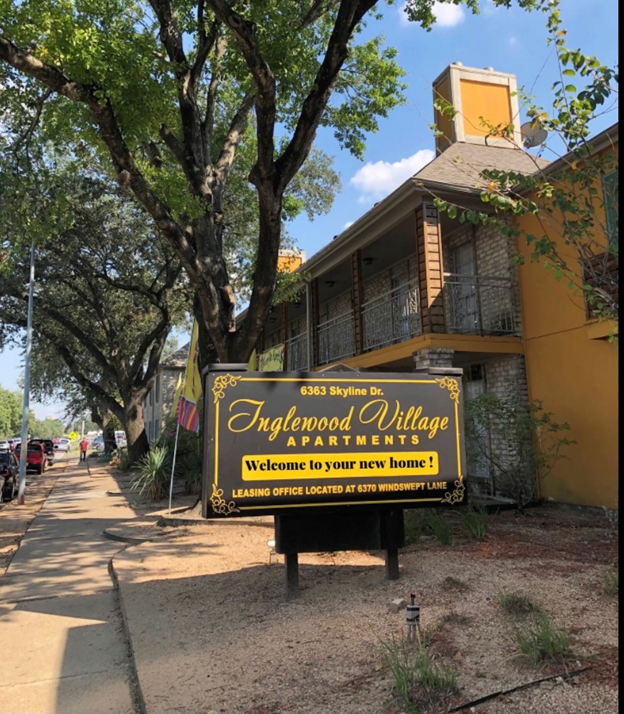 Inglewood Village - Houston, TX - Photo 1 of 8