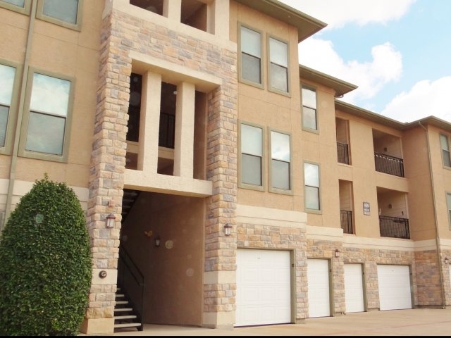 Verandas at Cityview Apartment