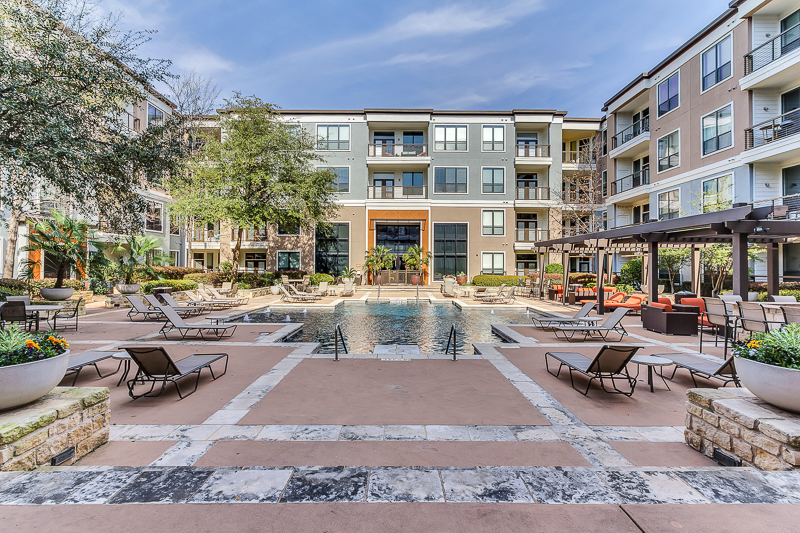 Seville Uptown Dallas 1120+ for 1 & 2 Bed Apts