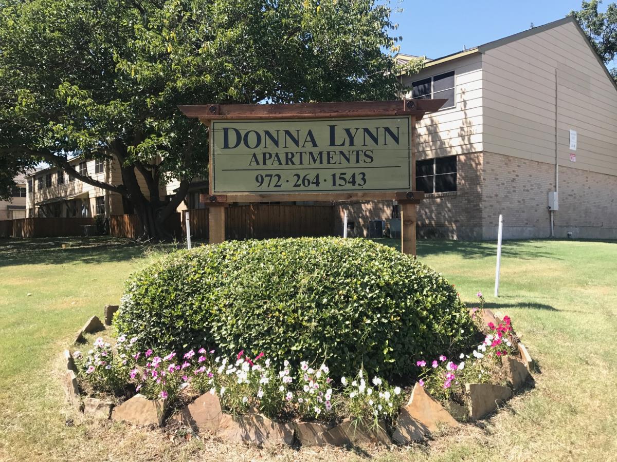 Donna Lynn Apartment