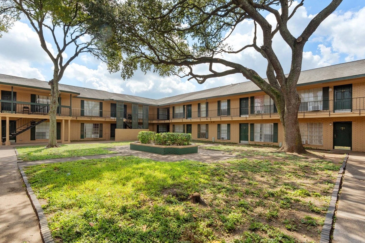 Park Pointe - Houston, TX - Photo 1 of 15