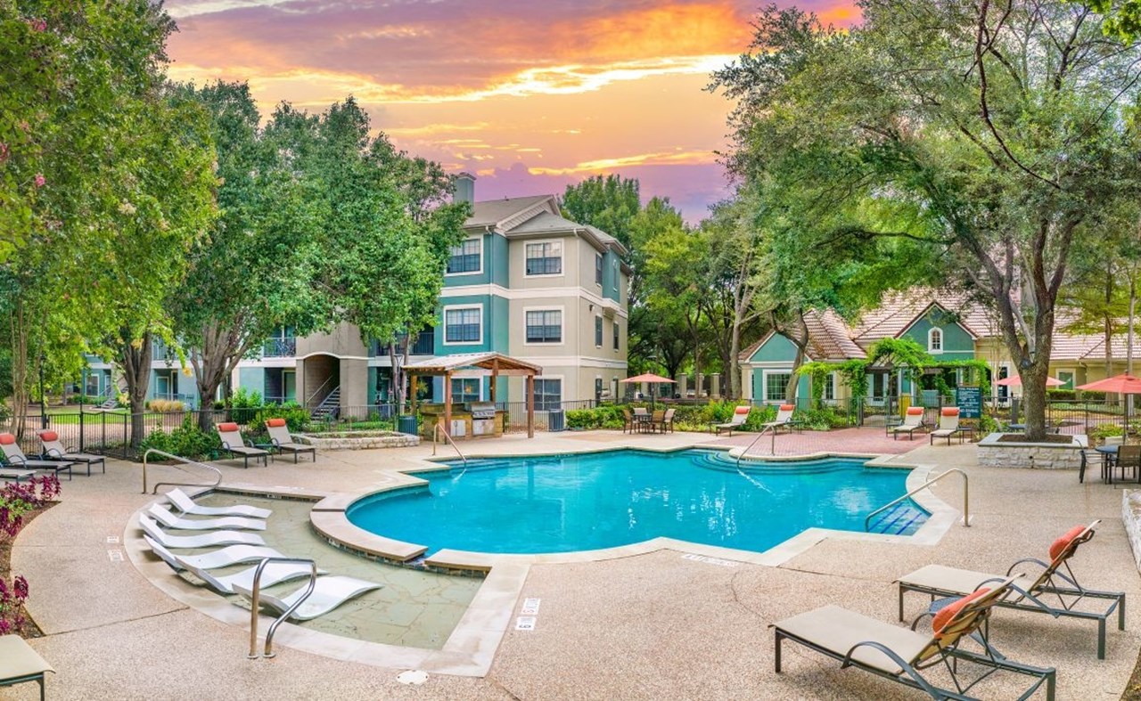MAA Sunset Valley - Austin, TX - Photo 1 of 17