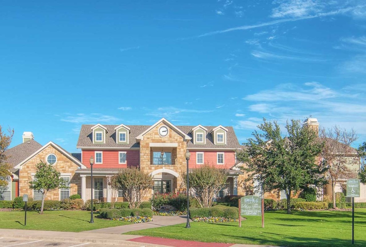 Bent Tree Townhomes - Waxahachie, TX - Photo 1 of 10