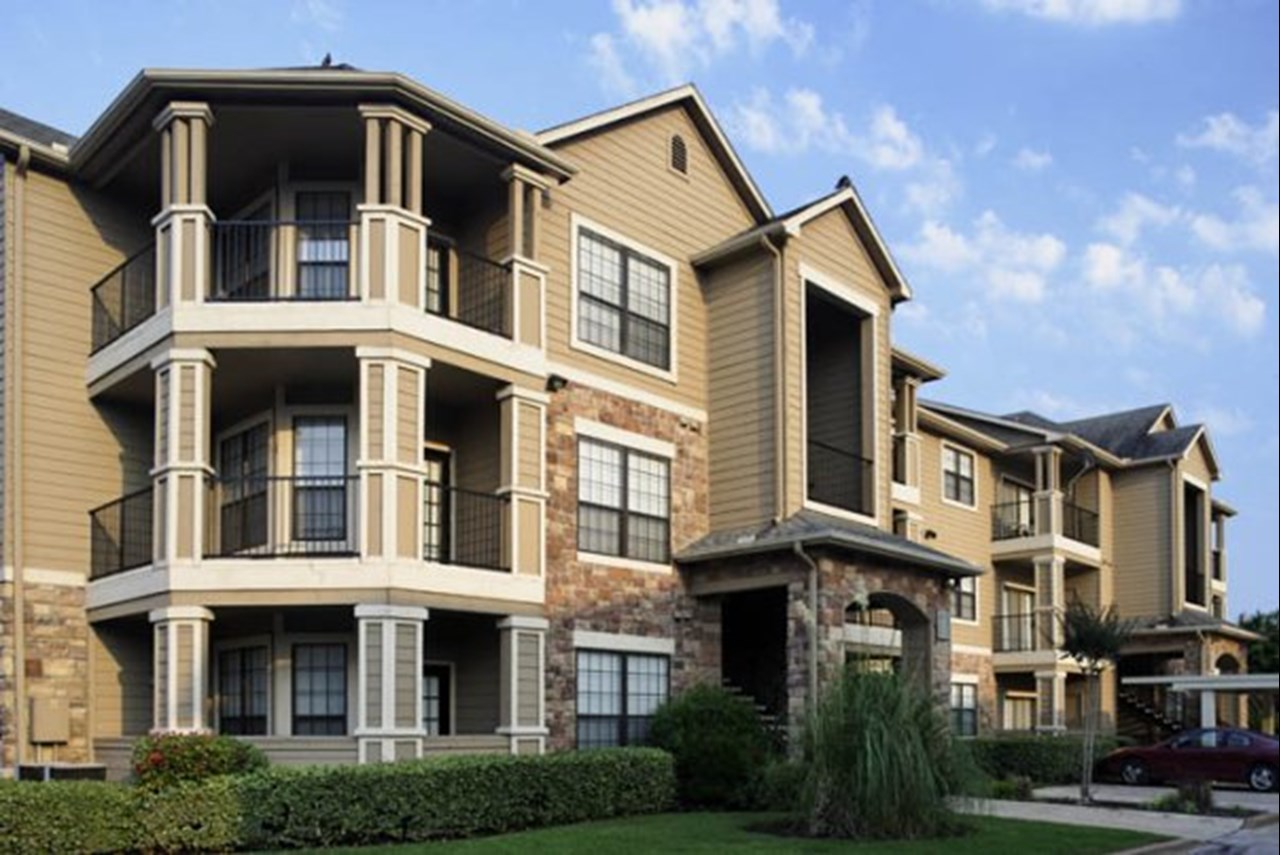 Sola Westchase - Houston, TX - Photo 1 of 19