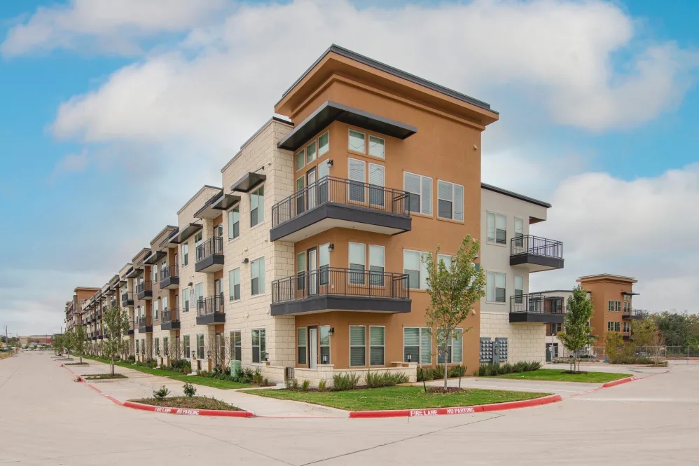 Magnolia on the Green Allen 1390+ for 1 & 2 Bed Apts