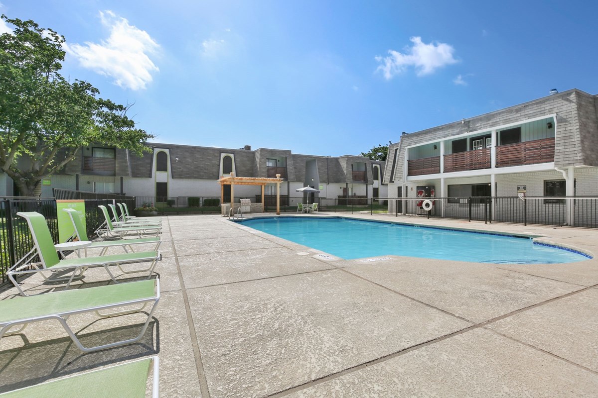 Junction - Pool - Photo 3 of 20