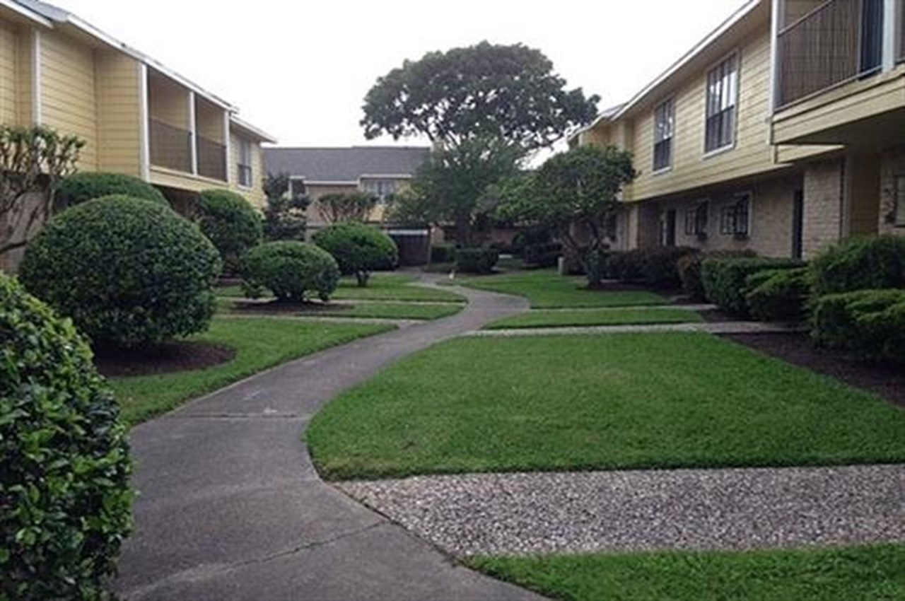 Tiffany Bay - Houston, TX - Photo 1 of 12