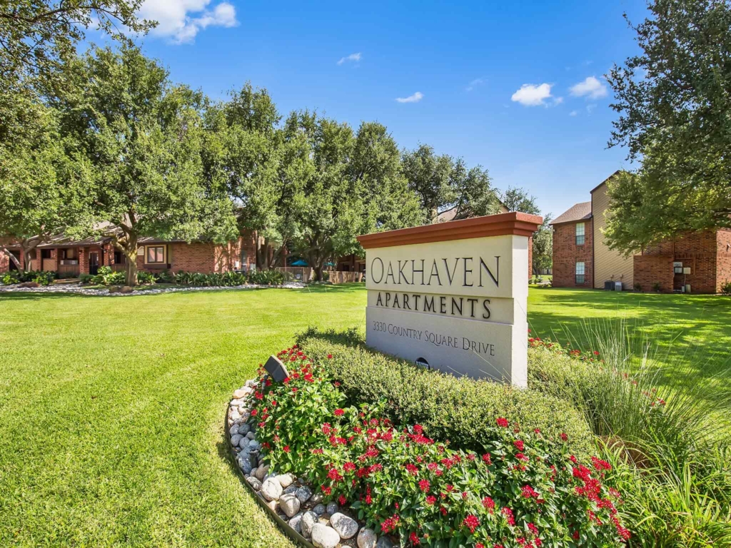 Oakhaven Carrollton 1342+ for 1 & 2 Bed Apts