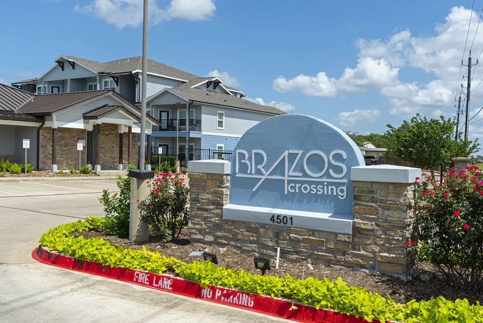 Brazos Crossing Richwood 950+ for 1, 2 & 3 Bed Apts