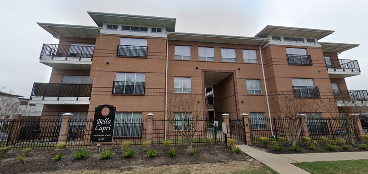 Bella Capri - Houston, TX - Photo 1 of 11