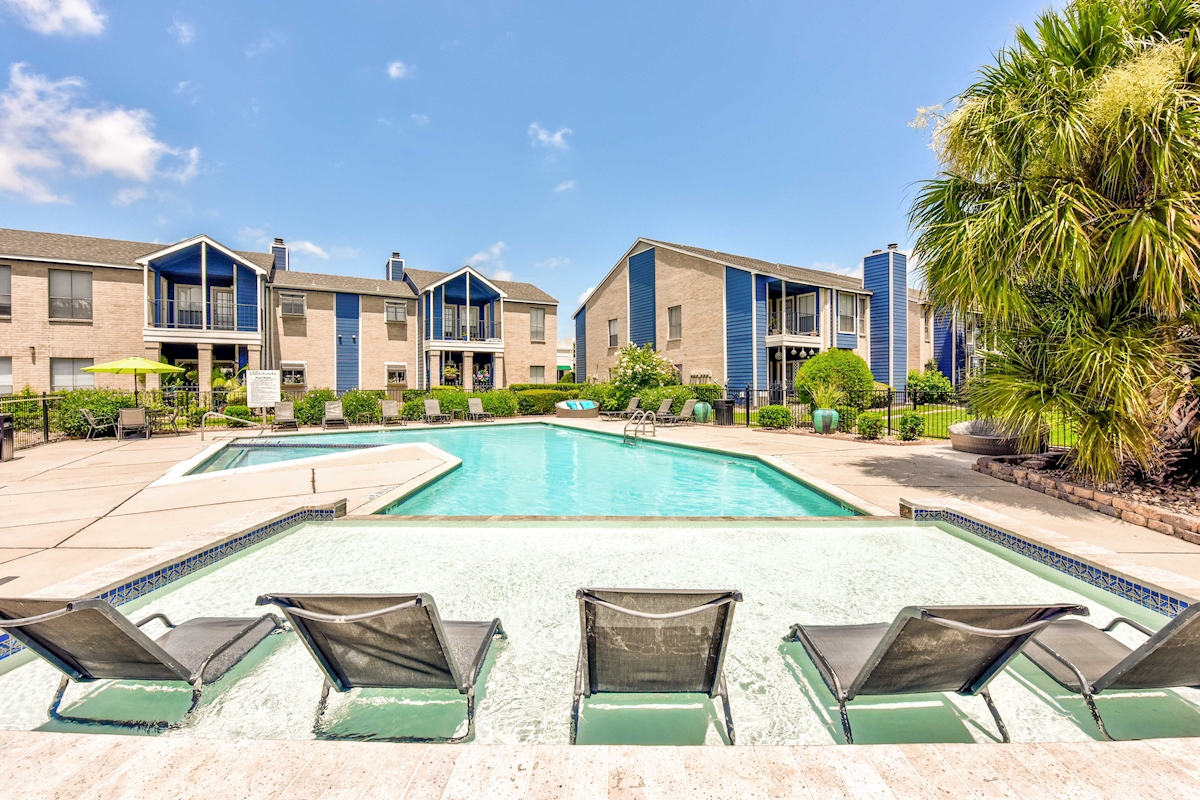 Villas by the Bay - Pool - Photo 2 of 35