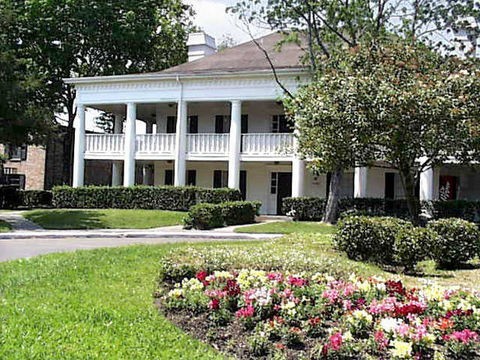Oaks of Charleston Apartment