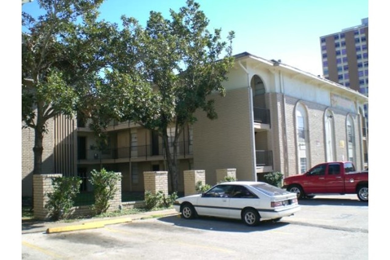Santa Maria - Houston, TX - Photo 1 of 4