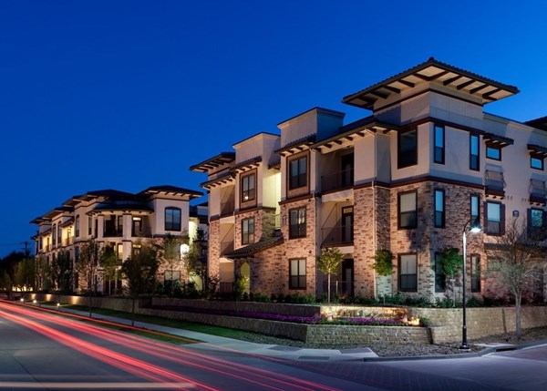 Amara Las Colinas