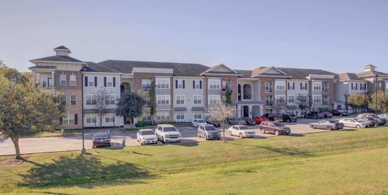 Heritage Grand at Sienna Plantation - Missouri City, TX - Photo 1 of 27