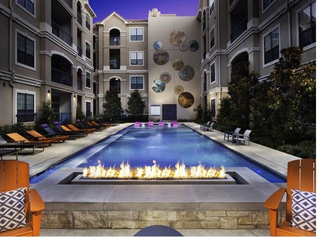 Neo Midtown - Pool - Photo 6 of 39