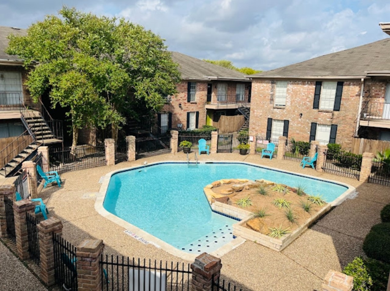 8801 Glencrest - Houston, TX - Photo 1 of 9