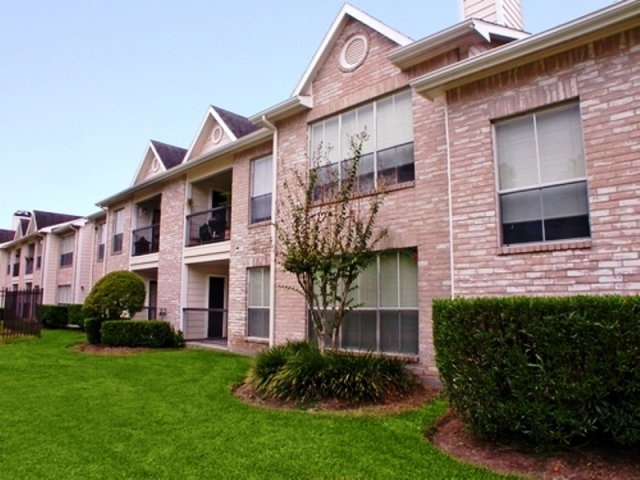 Copperfield Apartment