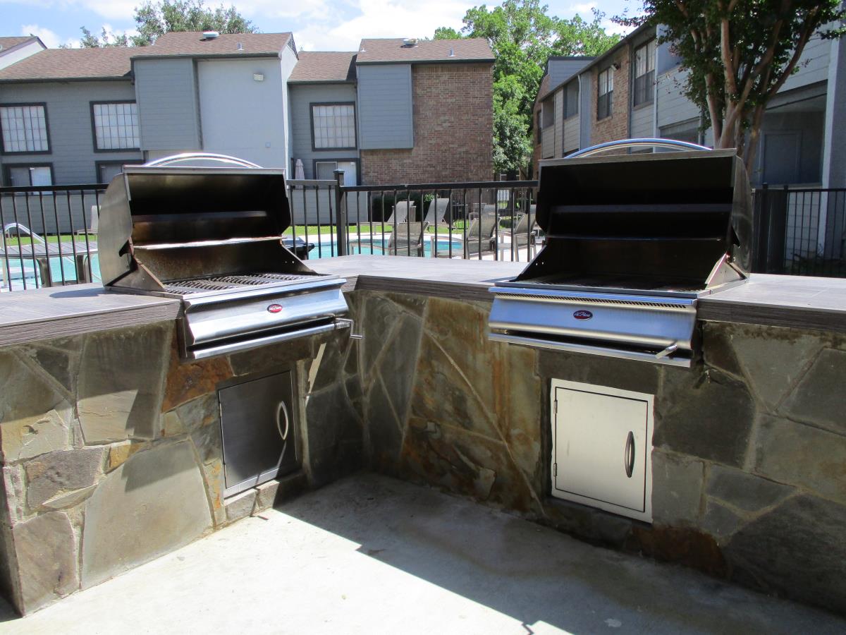 Blakely - BBQ - Photo 3 of 10