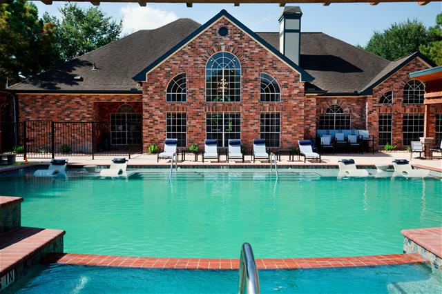 Aston at Cinco Ranch - Pool - Photo 7 of 32