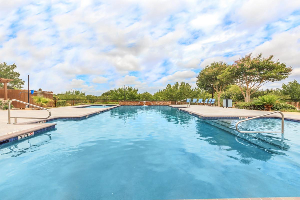 Benton San Antonio 1066+ for 1, 2 & 3 Bed Apts