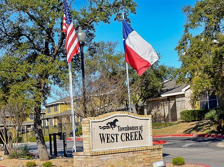 West Creek Townhomes San Antonio 1200+ for 2, 3 & 4 Beds