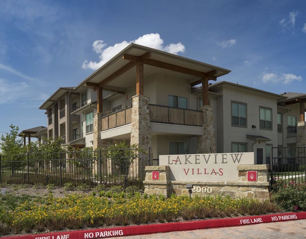 Lakeview Villas - New Braunfels, TX - Photo 1 of 16