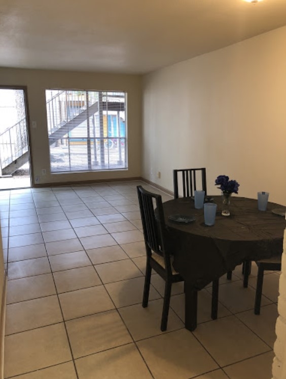 Inglewood Village - Living/Dining - Photo 5 of 8