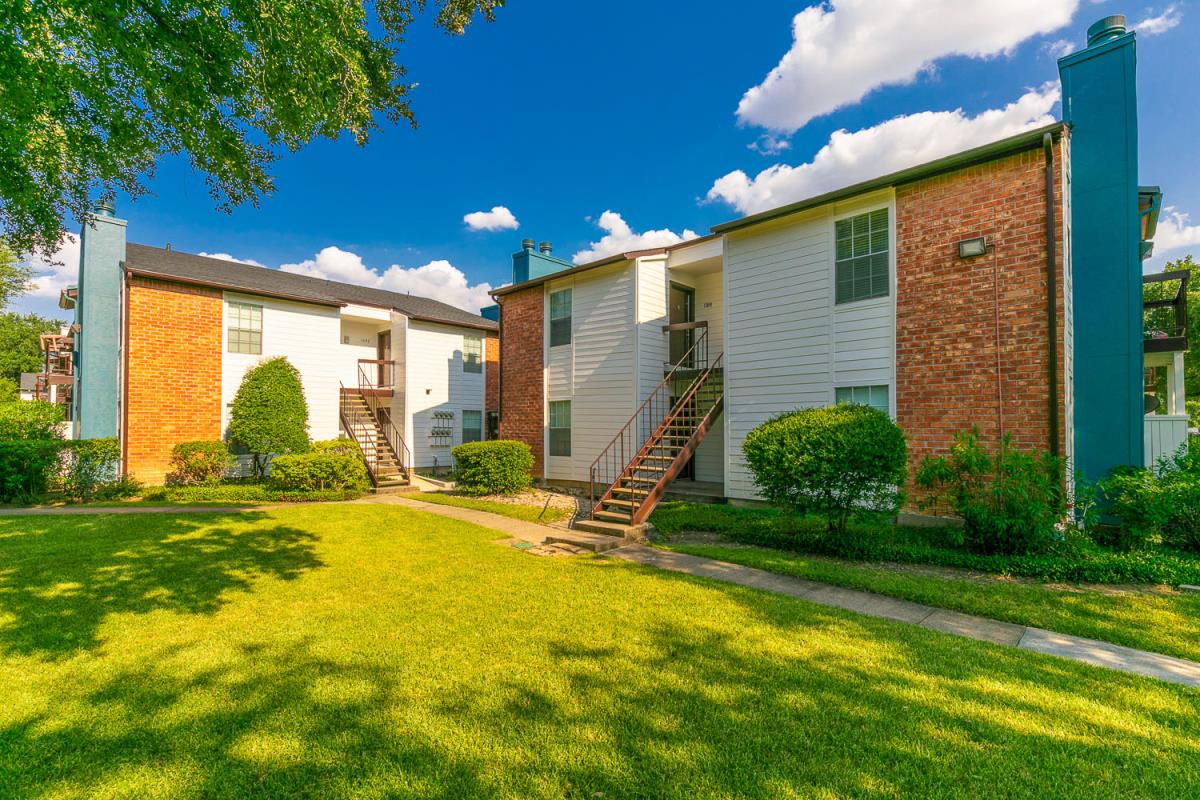 Daphne Apartments Houston 967+ for 1 & 2 Bed Apts