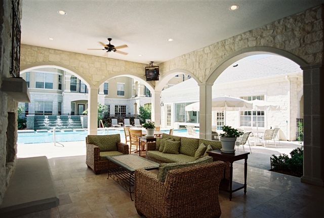 Lakeside at La Frontera - Lounge - Photo 6 of 7