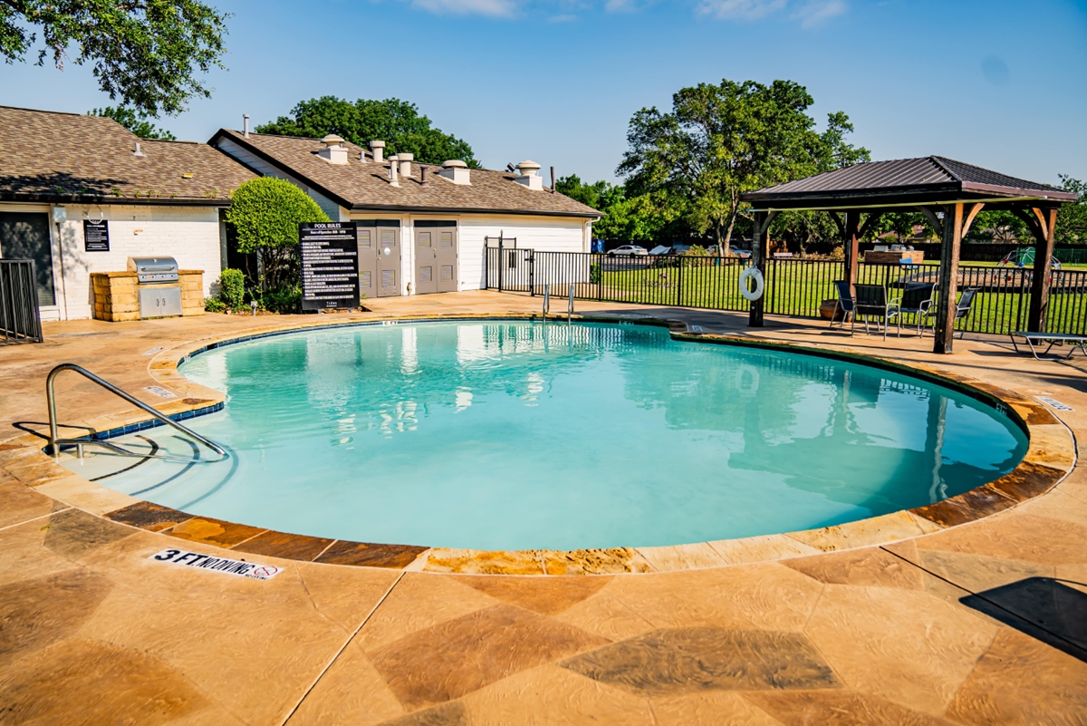Warren - Pool - Photo 2 of 14