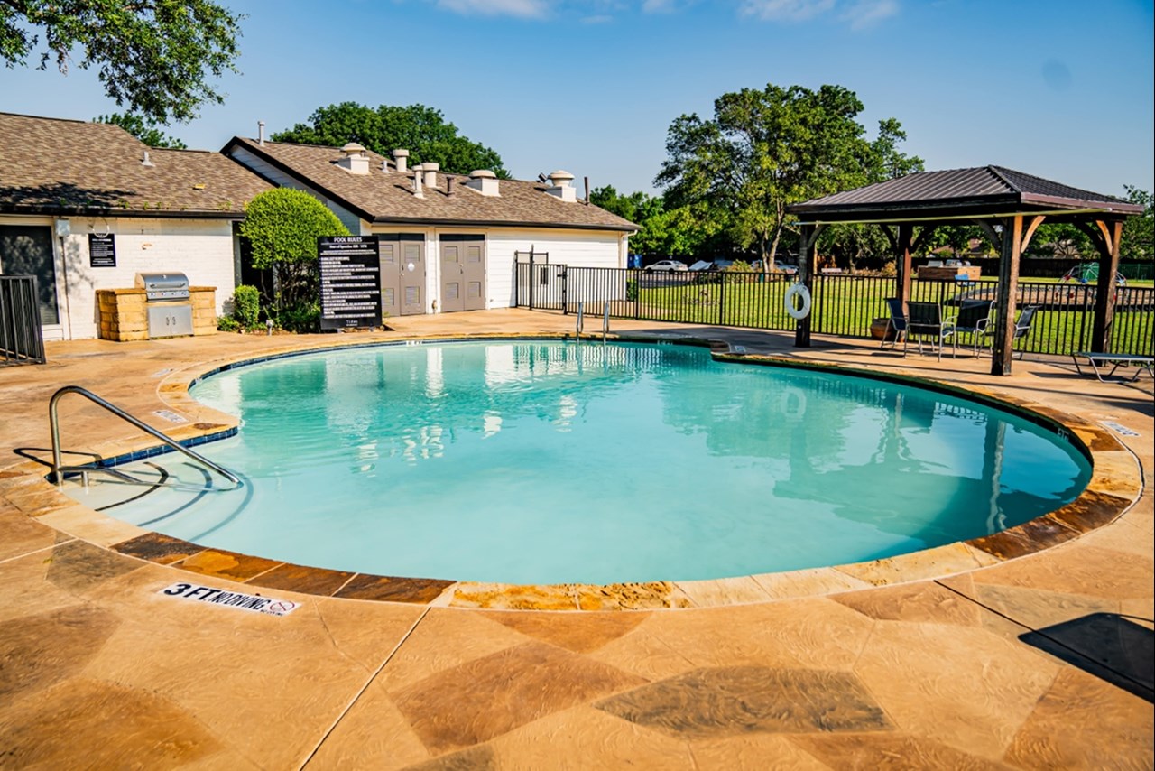 Warren - Pool - Photo 2 of 14